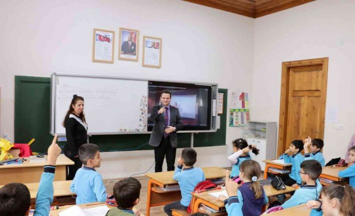 Ara tatil sona erdi, Muğla’da ilk ders zili çaldı