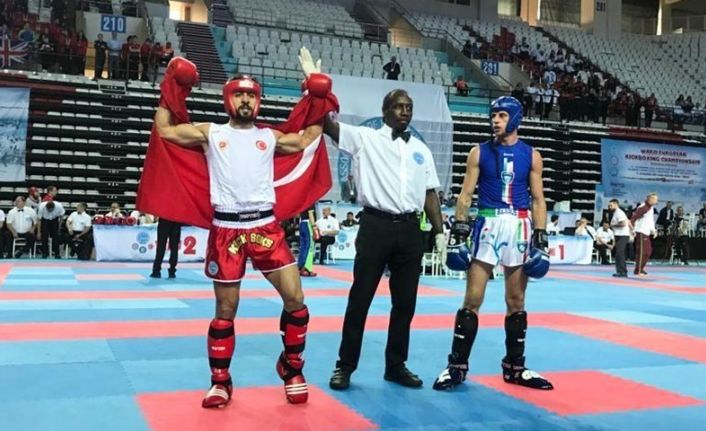 Avrupa Kick Boks Şampiyonası’nda ETÜ’ye büyük gurur