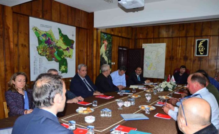 Denizli’de süt sektöründeki sorunlar masaya yatırıldı