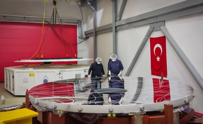 Doğu Anadolu Gözlemevi’nde 4 metrelik teleskop aynasının montaj işlemleri başladı