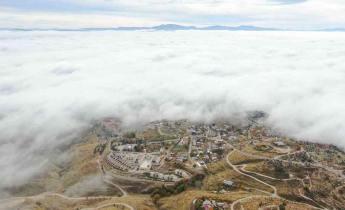 Elazığ sis denizinde kayboldu, ortaya kartpostallık görüntüler çıktı