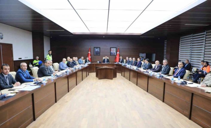 Elazığ’da ’kış mevsimi trafik tedbirleri’ toplantısı yapıldı