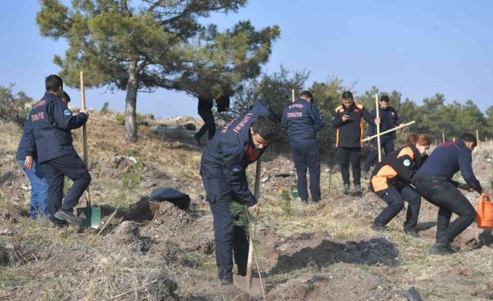 Kayseri Büyükşehir, 11.11’de 5 bin fidan ile geleceğe nefes oldu