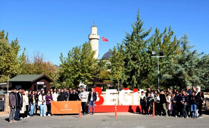 Öğrenciler “Gez-Gör” ile Diyarbakır’ı tanıyor