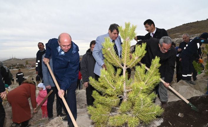 Selçuklu’da fidanlar toprakla buluştu