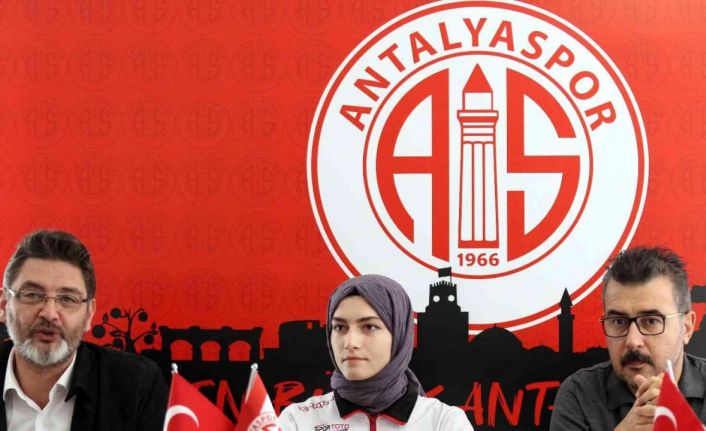 Sena Amine Nur Özgen Antalyaspor’da