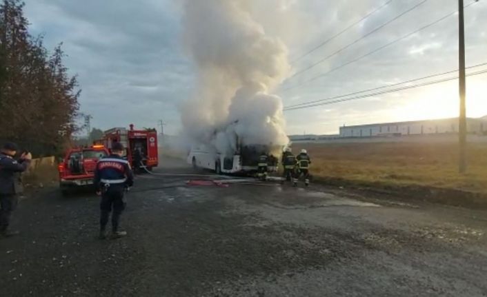 Tekirdağ’da işçi otobüsü yandı