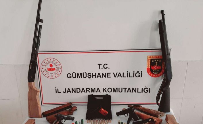 Torul’da kaçak silah operasyonu