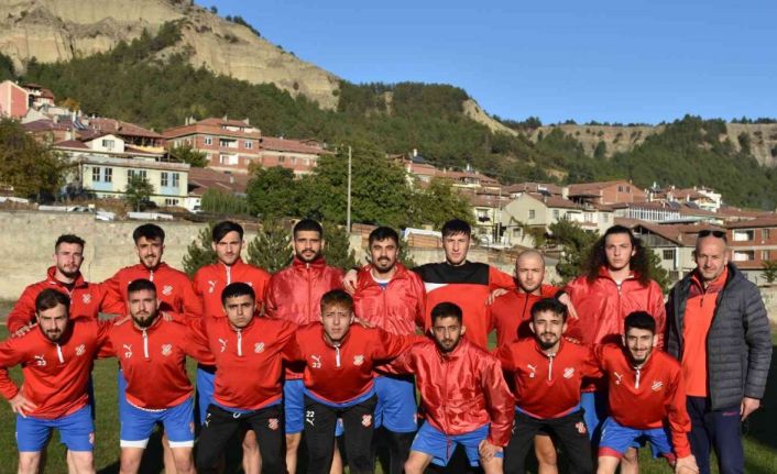 Tosyaspor yeni transferleri ile sezon hazırlıklarına başladı