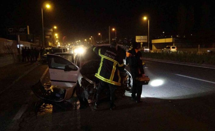 Trafikte "makas" terörü: 1 ağır yaralı