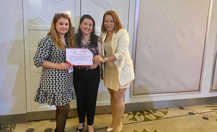 Uluslararası Kongre’de “En İyi Sözel Bildiri Ödülü” BARÜ’ye verildi