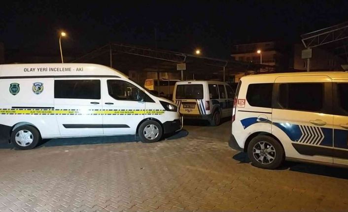 Uşak’ta çıkan bıçaklı kavgada 1’i ağır 2 kişi yaralandı