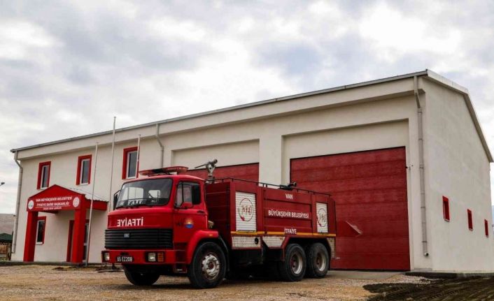 Van Büyükşehir Belediyesi Erçek’te itfaiye binası yaptı