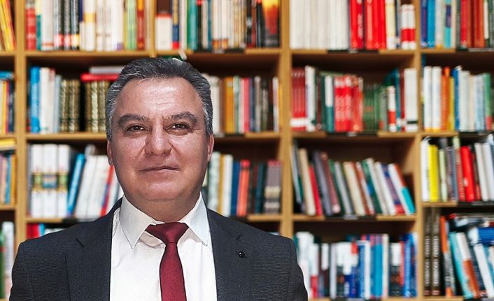 Yazar Ali Ünlü’den iki yeni kitap