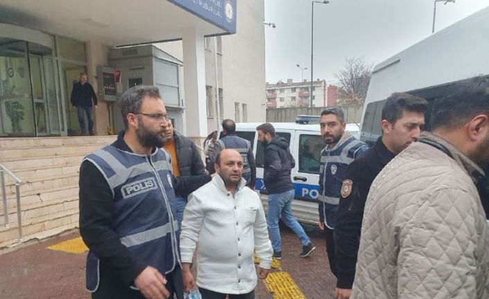 Aranan şahıslara operasyon: 22 gözaltı