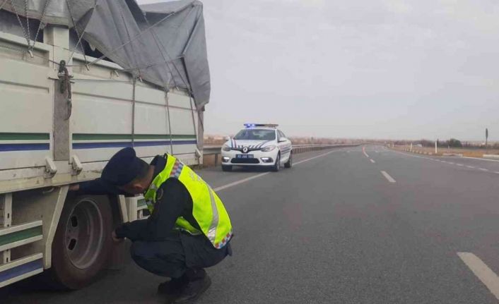 Ereğli’de jandarmadan kış lastiği denetimi