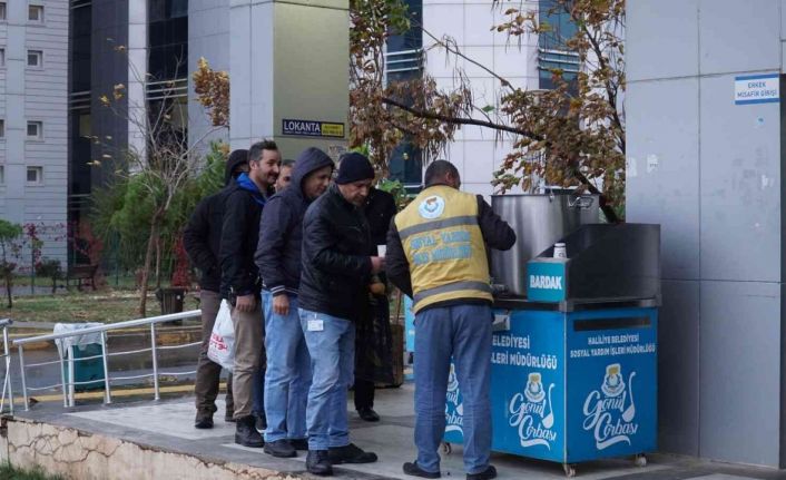 Haliliye’de gönülleri ısıtan çorba ikramı