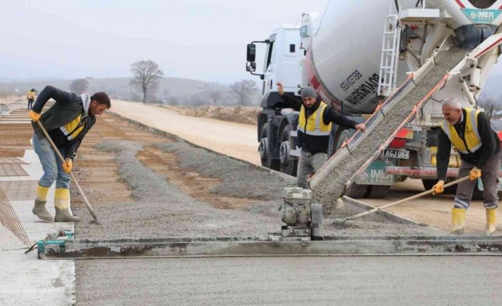 Havza OSB’ye 1,8 kilometrelik beton yol