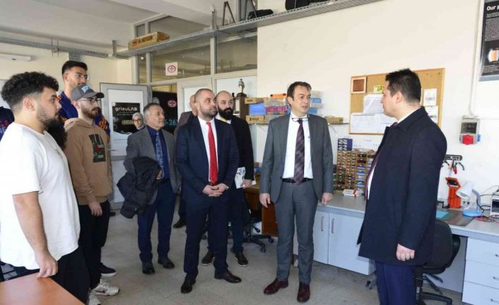 Heyet, ZBEÜ’nün birimlerini gezdi