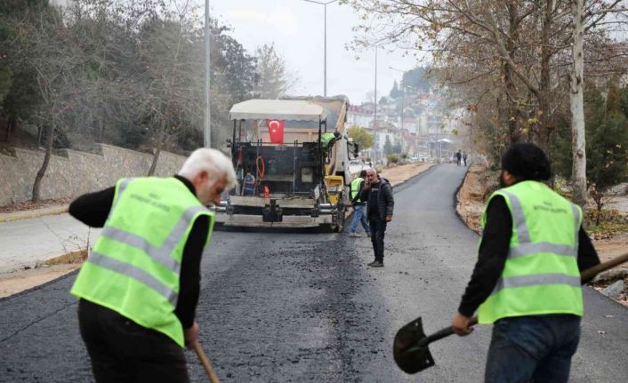 Kavaklıdere’de birinci kat sıcak asfalt tamamlandı