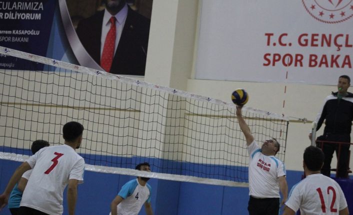 Kula Kaymakamlığı voleybol turnuvasında anlamlı mesaj