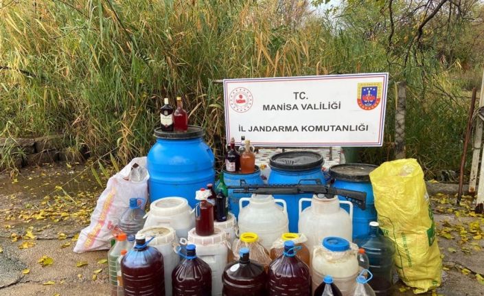 Manisa’da bin litre sahte alkol ele geçirildi