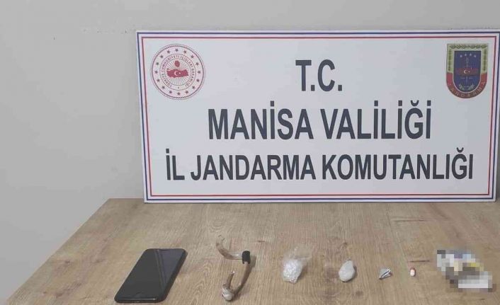 Manisa’da jandarmadan uyuşturucu operasyonu