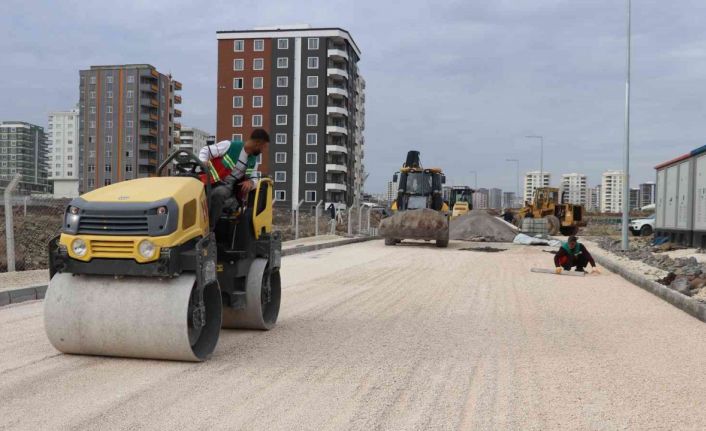 Mehmetçik Mahallesi kilitli parkeyle döşeniyor