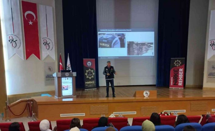 Osmaniye’de üniversite öğrencilerine ’Narko gençlik’ eğitimi