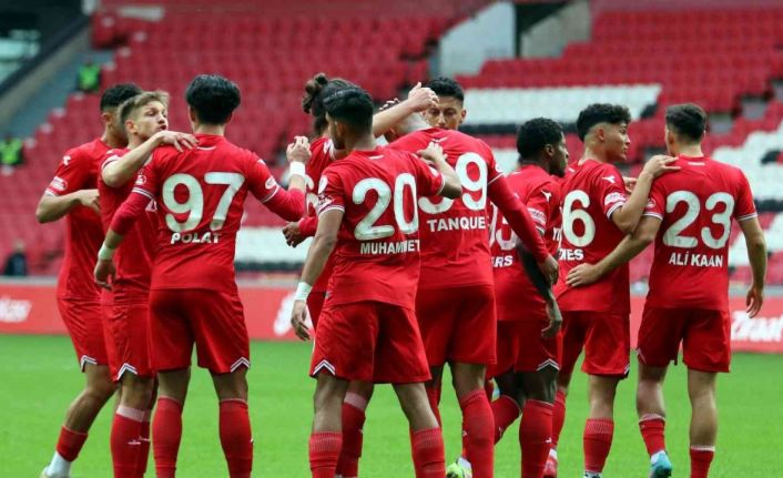 Samsunspor ile Denizlispor 49. randevuya çıkacak