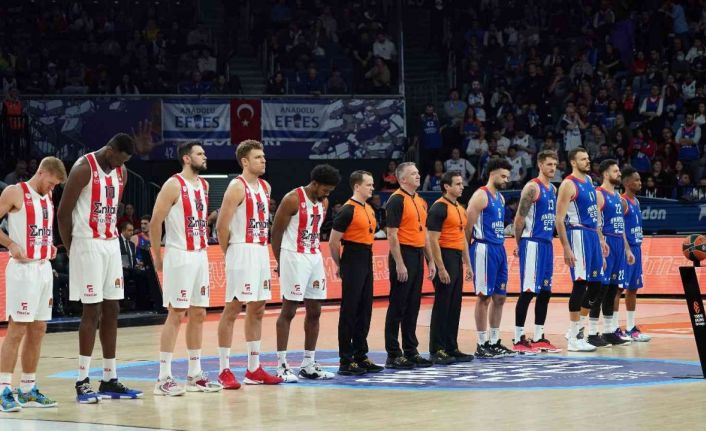 THY Euroleague: A. Efes: 82 - Olympiakos: 71