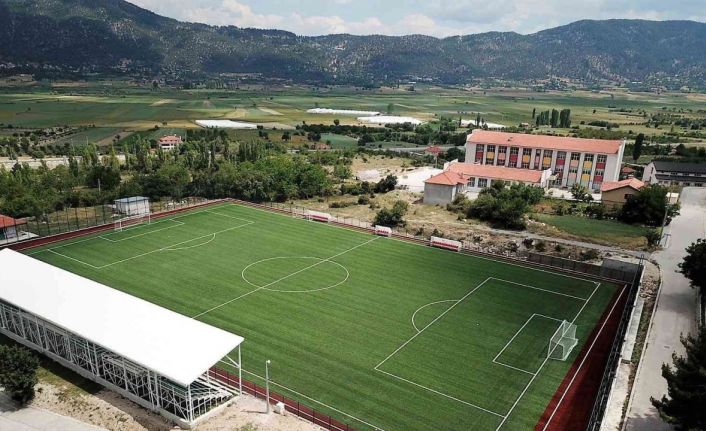 Çameli İlçe Stadyumu yeni sezona hazır
