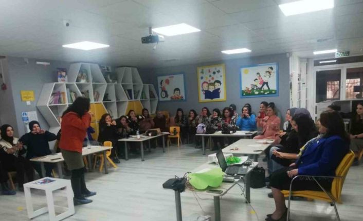 Eskişehir’de “Oyun ile Matematik” semineri düzenlendi