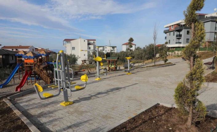 Gemlikli çocuklar yeni parklarına kavuştu