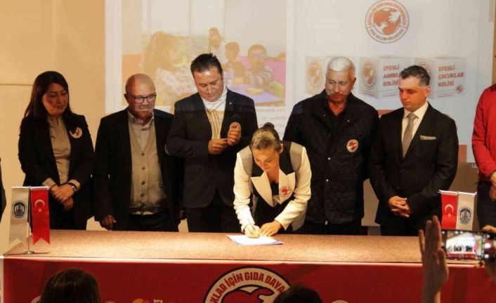Selçuk’ta çocuklar için gıda dayanışması yola çıktı