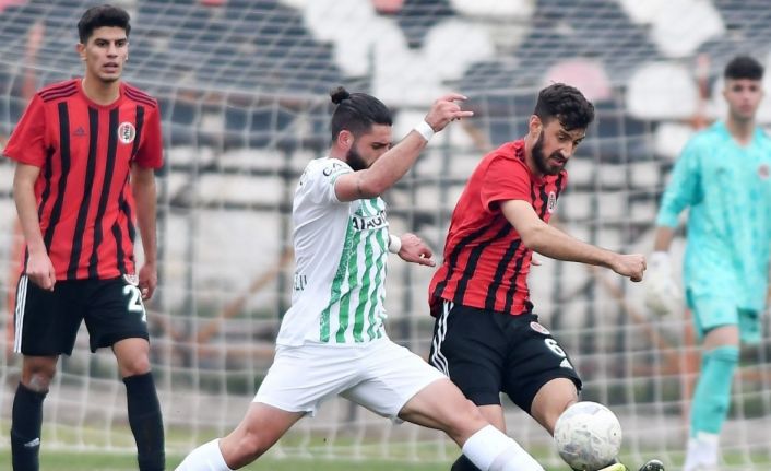 TFF 3. Lig: Turgutluspor: 1 - Iğdır FK: 3