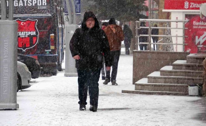 Yozgat’ta kar yağışı etkili oldu