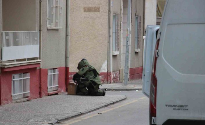 Bomba sandılar, pos makinesi rulosu çıktı