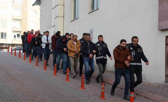 Eş zamanlı 15 adrese ‘kaçakçılık’ operasyonu: 10 gözaltı