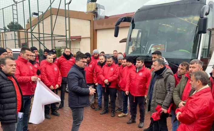 Gençlik spor deprem bölgesine yeni ekip gönderdi