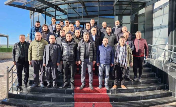Halı fabrikalarında tezgahlar yeniden üretime başlıyor