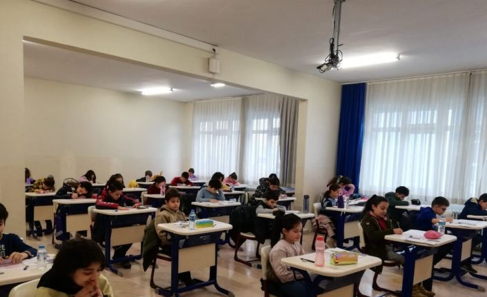 İhlas Koleji tarafından her yıl düzenlenen İhlas’a Geçiş Sınavı gerçekleşti