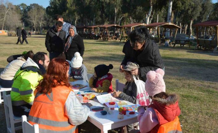 Mersin Büyükşehir Belediyesi, Tarsus’un 2 ayrı noktasında depremzedeleri ağırlıyor