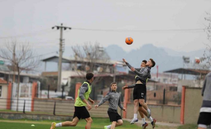 Nazilli Belediyespor, Esenler Erokspor hazırlıklarına başladı