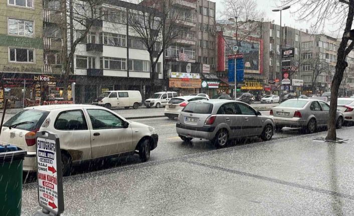 Sakarya’da dolu yağışı etkili oldu