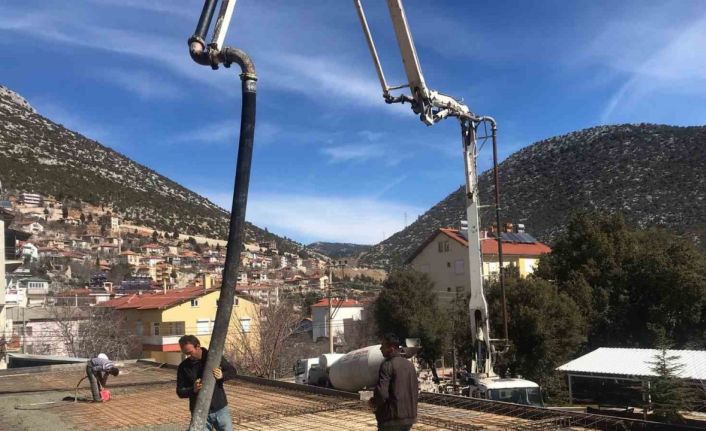 Akseki’de mezarlık hizmet binası yapılıyor