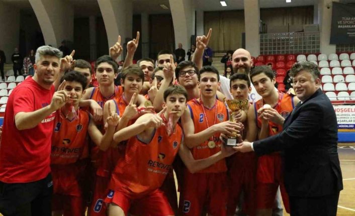 Aydın’da Erkekler U16 Basketbol Turnuvası’nın şampiyonu belli oldu