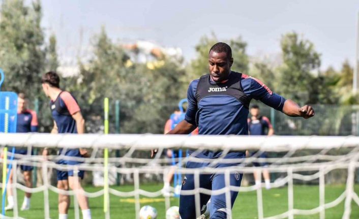 Başakşehir, Alanyaspor maçı hazırlıklarına Antalya’da devam etti