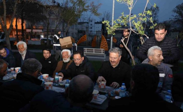 Başkan Palancıoğlu, Adıyaman’da depremzedelerle iftar sofrasında buluştu