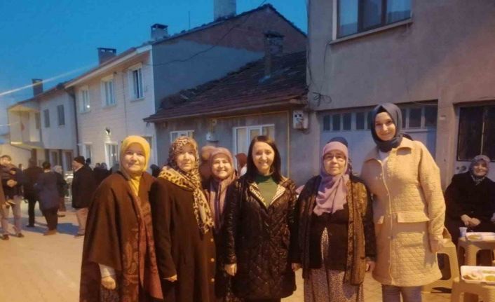 Başkan Tekin, vatandaşların düzenlediği iftar programına katıldı